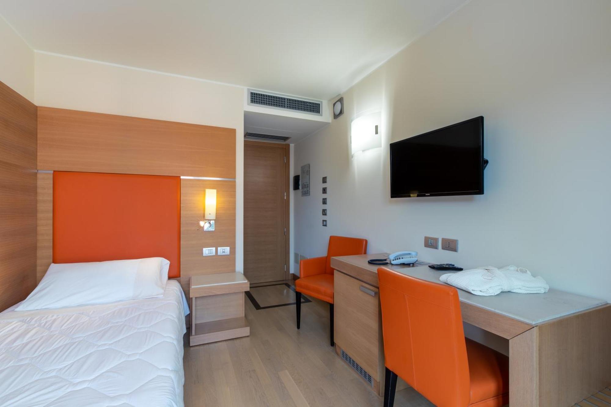 Hotel Villa Doimo Lignano Sabbiadoro Exterior foto