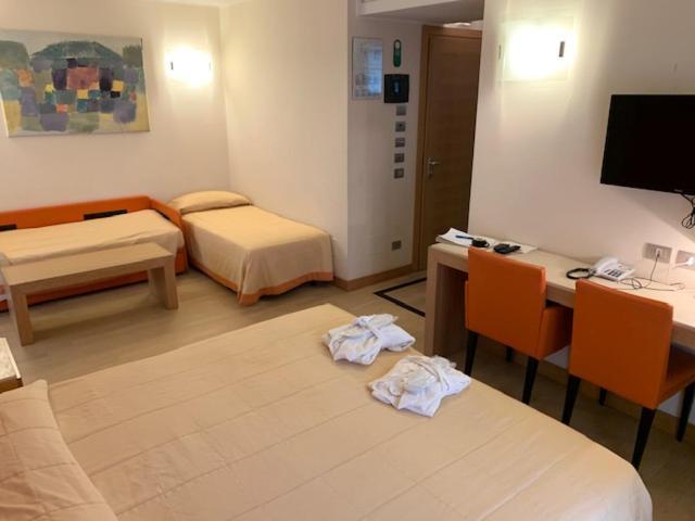 Hotel Villa Doimo Lignano Sabbiadoro Quarto foto